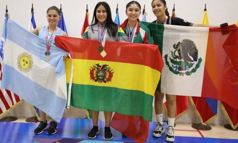 Martina Katz medalla de plata World Junior Racquetball Championships - Foto: asoraquetguate