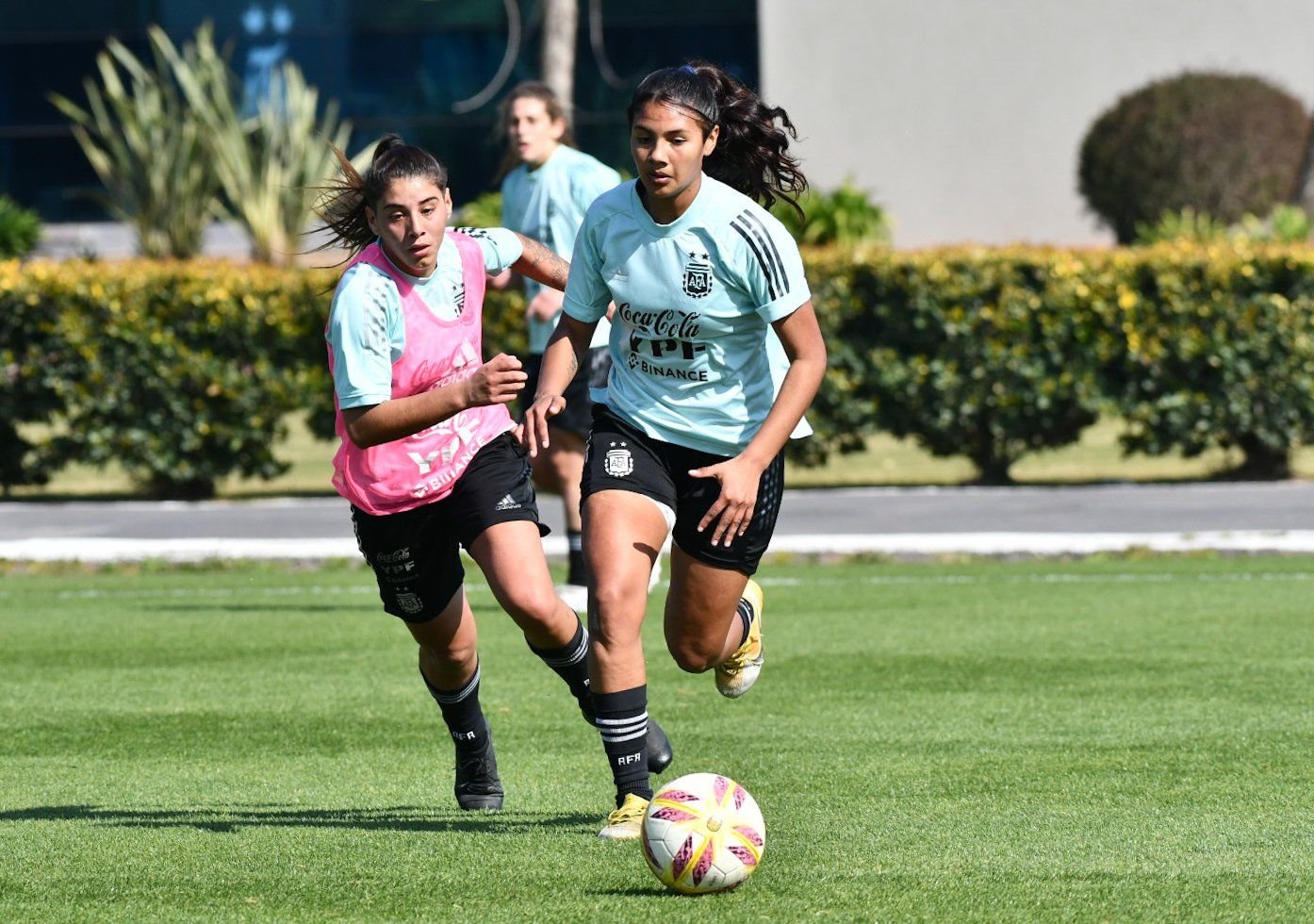 Photo of La Selección Argentina femenina Sub 20 entrenó en el predio de Ezeiza