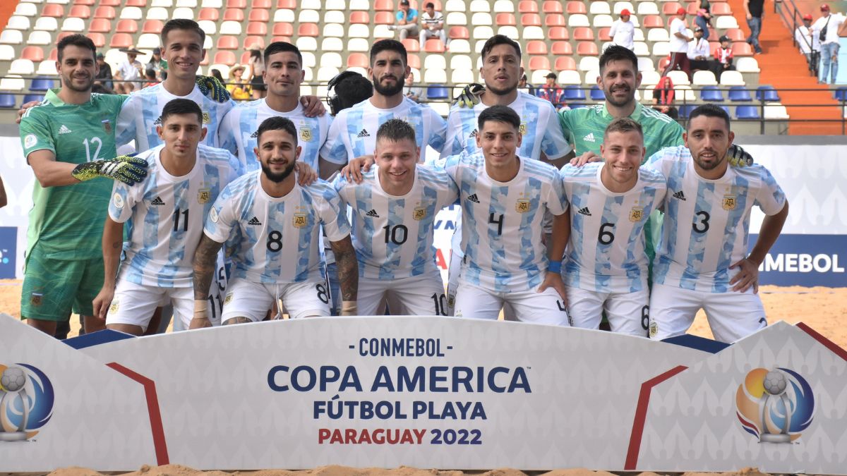 Diario HOY  ¡Los Pynandi son de oro! Paraguay conquista el fútbol de playa  en ASU 2022